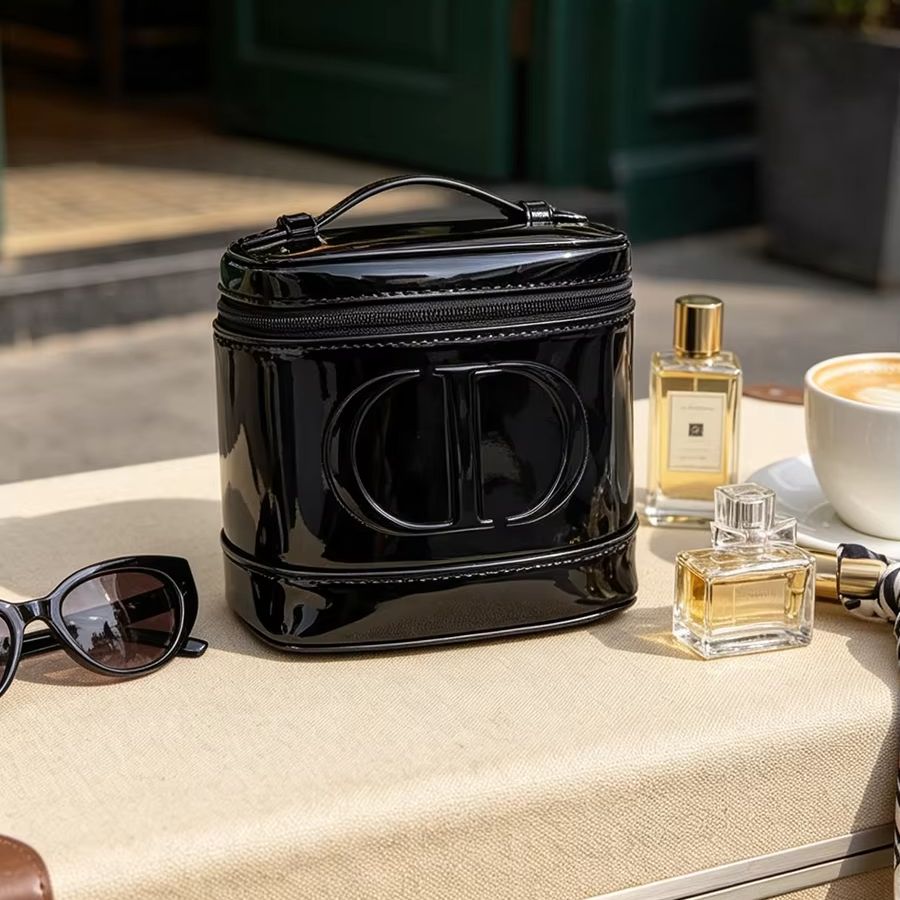 Сумка DIOR, черная сетчатая же – обзор и цена Women'S Bags Holiday
