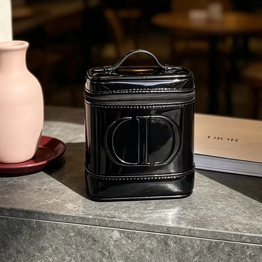 Сумка DIOR, черная сетчатая же – обзор и цена Women'S Bags Holiday